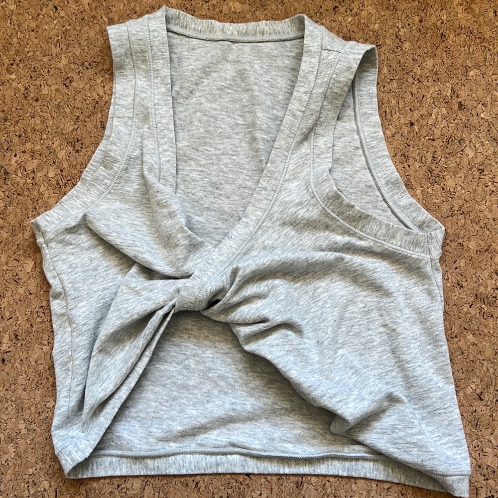 SKIMS // HEATHER GREY // TWIST TANK // S